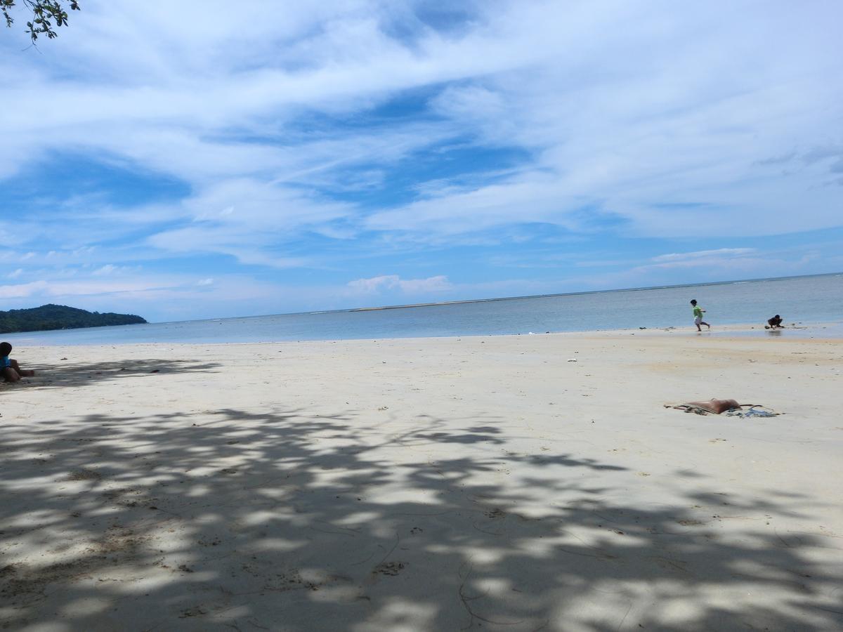 One One Hostel Patong ภายนอก รูปภาพ